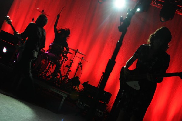 Silversun Pickups at Stubb's BarbQ, Austin, Texas 07/19/10
