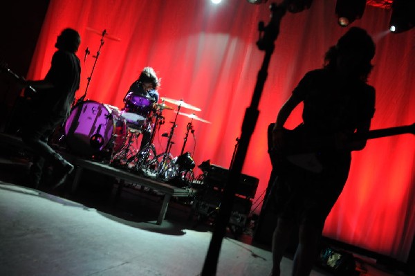 Silversun Pickups at Stubb's BarbQ, Austin, Texas 07/19/10