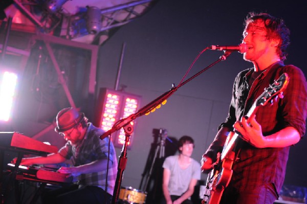 Silversun Pickups at Stubb's BarbQ, Austin, Texas 07/19/10