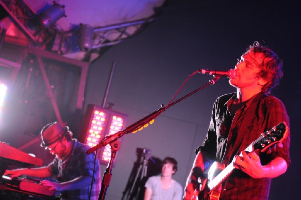 Silversun Pickups at Stubb's BarbQ, Austin, Texas 07/19/10