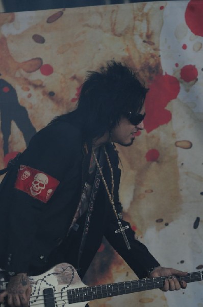 Sixx:A.M. at the Verizon Wireless Amphitheater, Selma, Texas