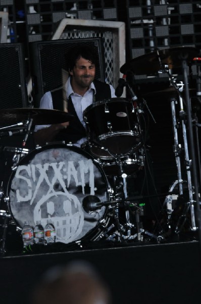Sixx:A.M. at the Verizon Wireless Amphitheater, Selma, Texas