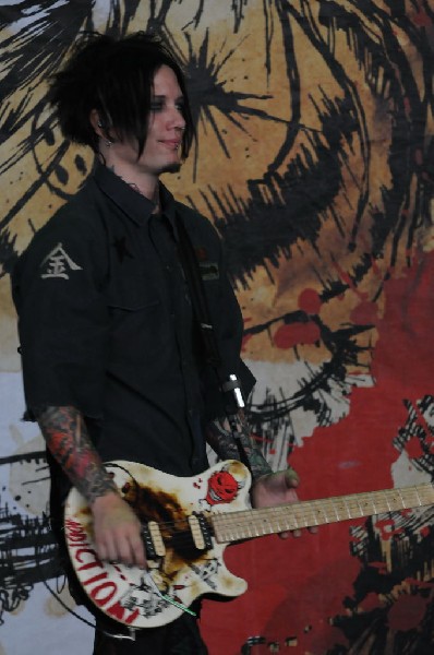 Sixx:A.M. at the Verizon Wireless Amphitheater, Selma, Texas