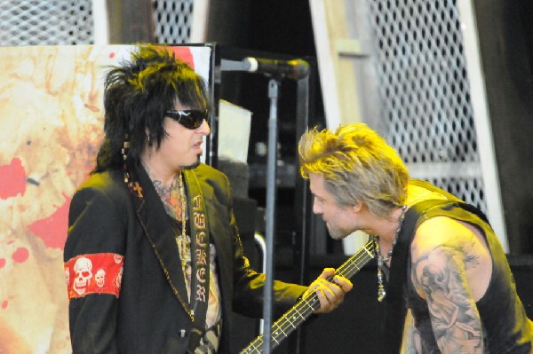 Sixx:A.M. at the Verizon Wireless Amphitheater, Selma, Texas