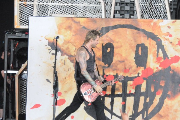 Sixx:A.M. at the Verizon Wireless Amphitheater, Selma, Texas