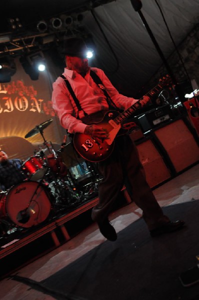 Social Distortion at Stubb's BarBQ, Austin Texas, 11/18/10