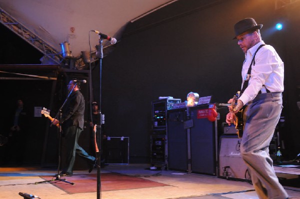 Social Distortion at Stubb's BarBQ, Austin Texas, 11/18/10