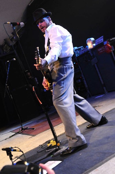 Social Distortion at Stubb's BarBQ, Austin Texas, 11/18/10