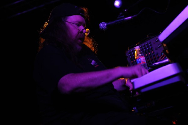 Johnny King and the Solrockers at La Zona Rosa, Austin, Texas, 05/05/10