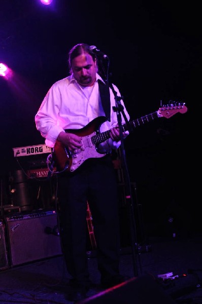 Johnny King and the Solrockers at La Zona Rosa, Austin, Texas, 05/05/10