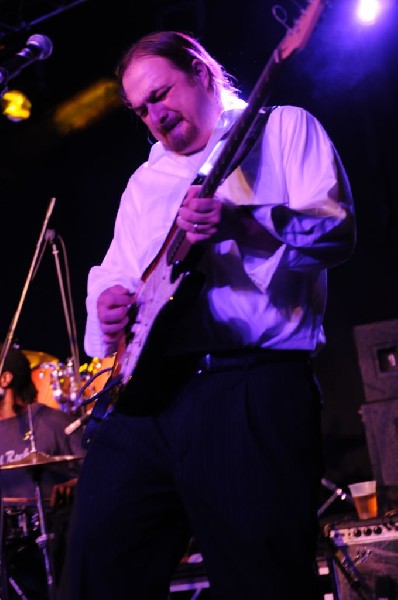 Johnny King and the Solrockers at La Zona Rosa, Austin, Texas, 05/05/10