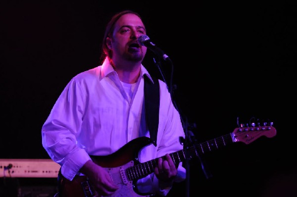 Johnny King and the Solrockers at La Zona Rosa, Austin, Texas, 05/05/10