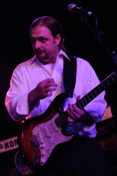 Johnny King and the Solrockers at La Zona Rosa, Austin, Texas, 05/05/10