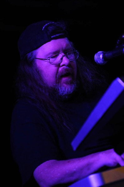 Johnny King and the Solrockers at La Zona Rosa, Austin, Texas, 05/05/10