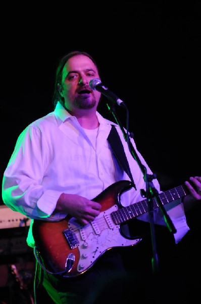 Johnny King and the Solrockers at La Zona Rosa, Austin, Texas, 05/05/10