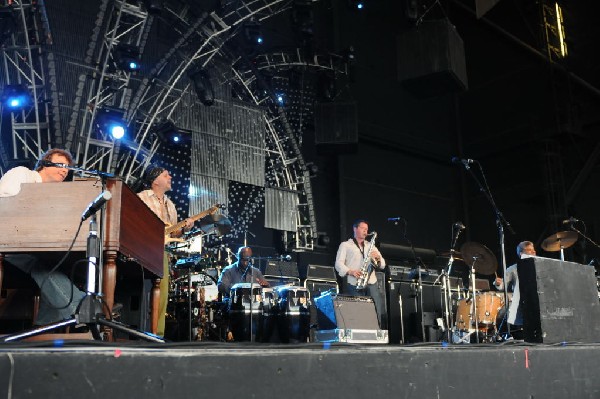 Steve Winwood at the  Verizon Wireless Amphitheater