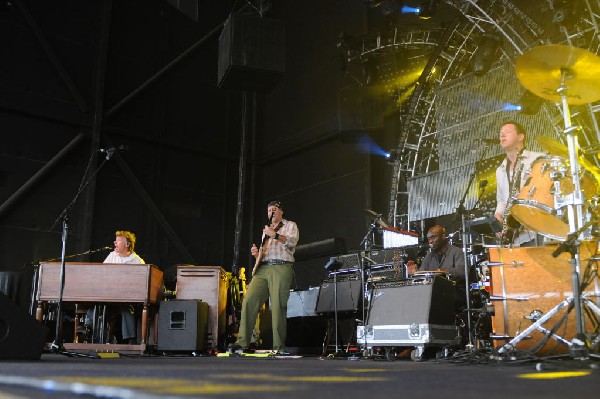 Steve Winwood at the  Verizon Wireless Amphitheater