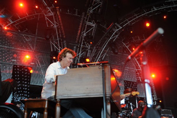 Steve Winwood at the  Verizon Wireless Amphitheater