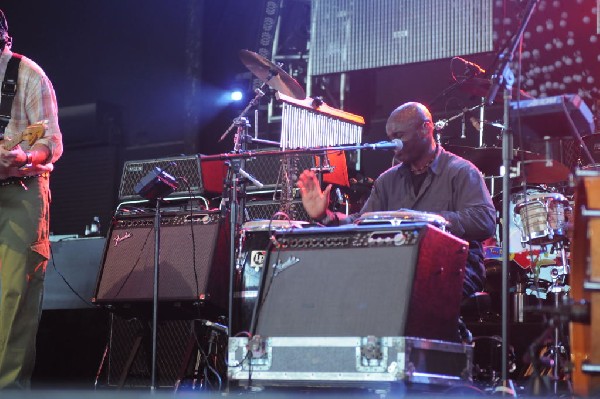 Steve Winwood at the  Verizon Wireless Amphitheater