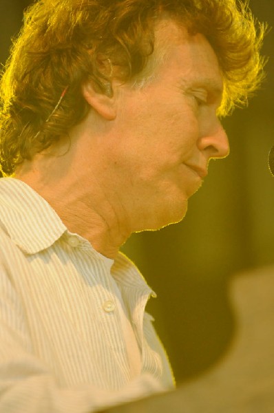 Steve Winwood at the  Verizon Wireless Amphitheater