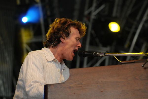 Steve Winwood at the  Verizon Wireless Amphitheater