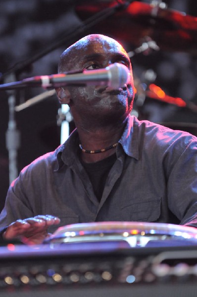 Steve Winwood at the  Verizon Wireless Amphitheater