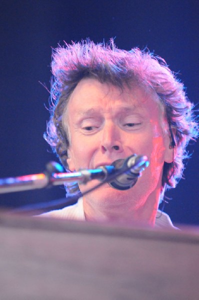 Steve Winwood at the  Verizon Wireless Amphitheater