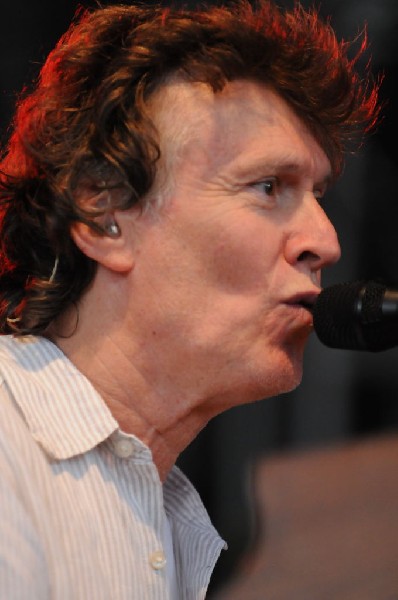 Steve Winwood at the  Verizon Wireless Amphitheater
