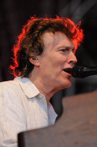 Steve Winwood at the  Verizon Wireless Amphitheater