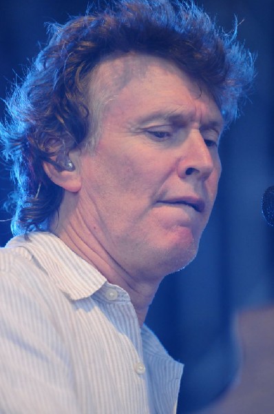 Steve Winwood at the  Verizon Wireless Amphitheater