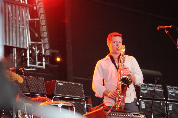 Steve Winwood at the  Verizon Wireless Amphitheater