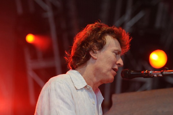 Steve Winwood at the  Verizon Wireless Amphitheater