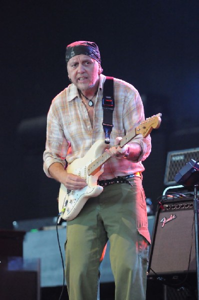 Steve Winwood at the  Verizon Wireless Amphitheater