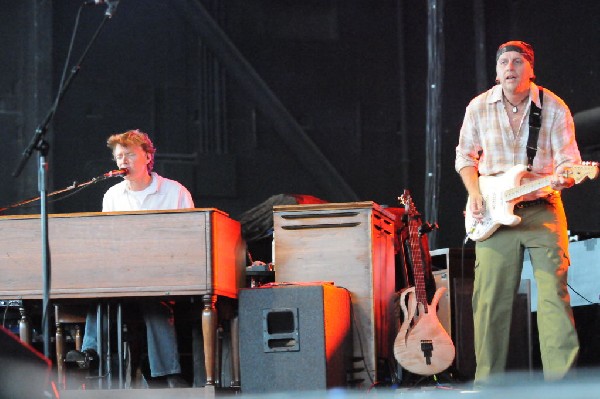 Steve Winwood at the  Verizon Wireless Amphitheater