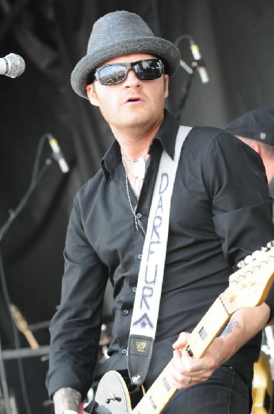 Street Dogs on the Highway 1 Stage, Warped Tour, Verizon Wireless Amphithea
