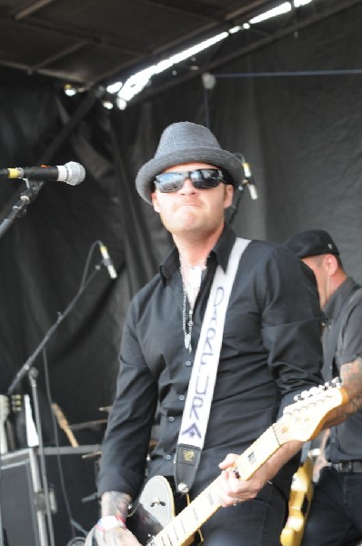 Street Dogs on the Highway 1 Stage, Warped Tour, Verizon Wireless Amphithea