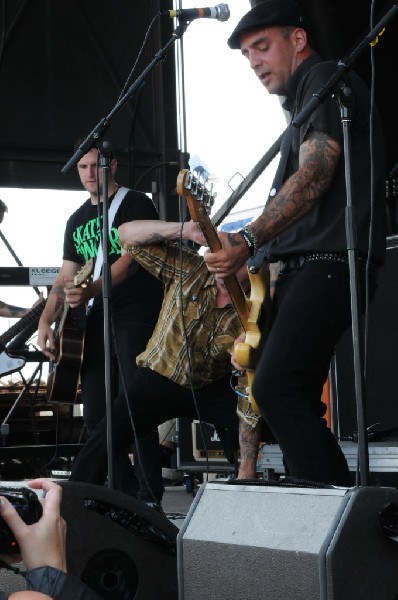 Street Dogs on the Highway 1 Stage, Warped Tour, Verizon Wireless Amphithea
