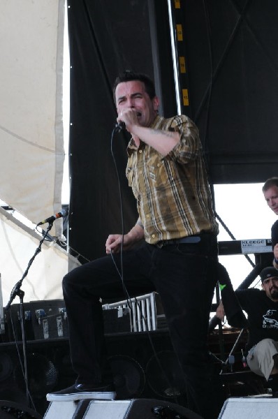 Street Dogs on the Highway 1 Stage, Warped Tour, Verizon Wireless Amphithea