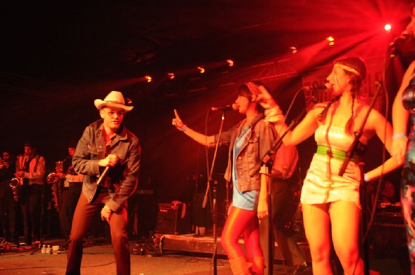 T Bird And The Breaks at the Austin Chronicle SXSW 2010 Film Party at La Zo