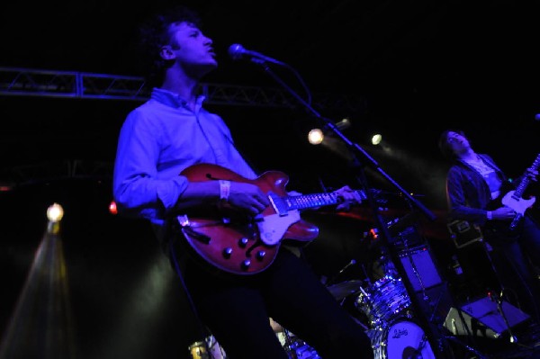 TV Torso at La Zona Rosa, Austin Texas, 02/02/2011