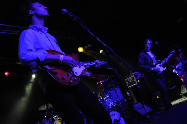 TV Torso at La Zona Rosa, Austin Texas, 02/02/2011