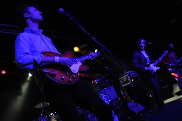 TV Torso at La Zona Rosa, Austin Texas, 02/02/2011