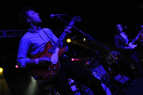 TV Torso at La Zona Rosa, Austin Texas, 02/02/2011