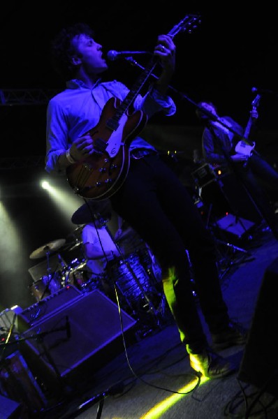 TV Torso at La Zona Rosa, Austin Texas, 02/02/2011