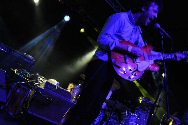 TV Torso at La Zona Rosa, Austin Texas, 02/02/2011