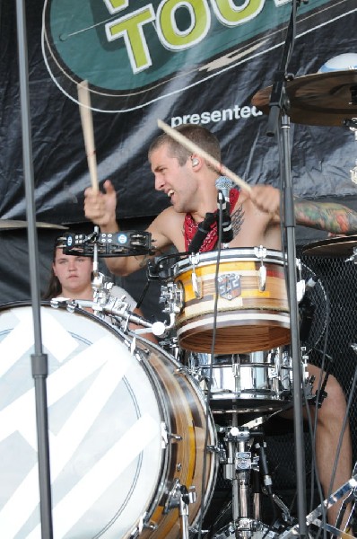The Academy Is on the Route 66 Stage, Warped Tour, Verizon Wireless Amphith