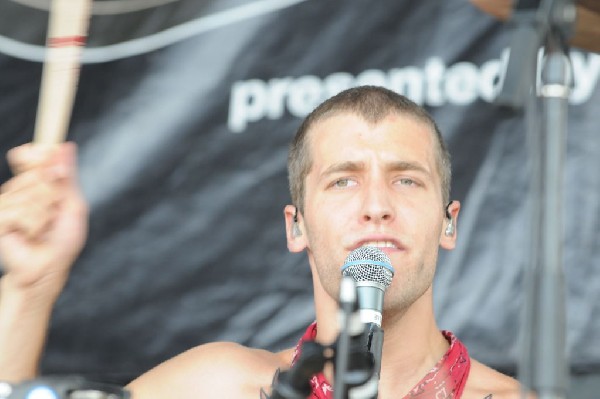 The Academy Is on the Route 66 Stage, Warped Tour, Verizon Wireless Amphith