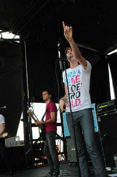 The Academy Is on the Route 66 Stage, Warped Tour, Verizon Wireless Amphith