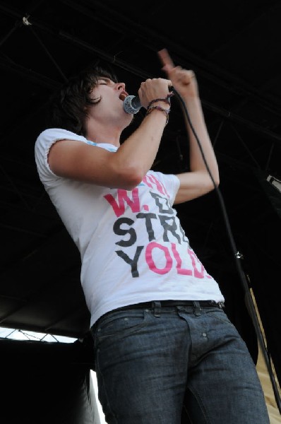 The Academy Is on the Route 66 Stage, Warped Tour, Verizon Wireless Amphith