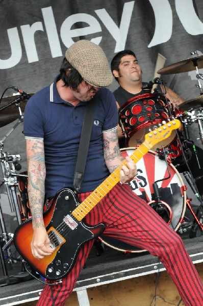 The Briggs on the Hurley Stage, Warped Tour, Verizon Wireless Amphitheater,